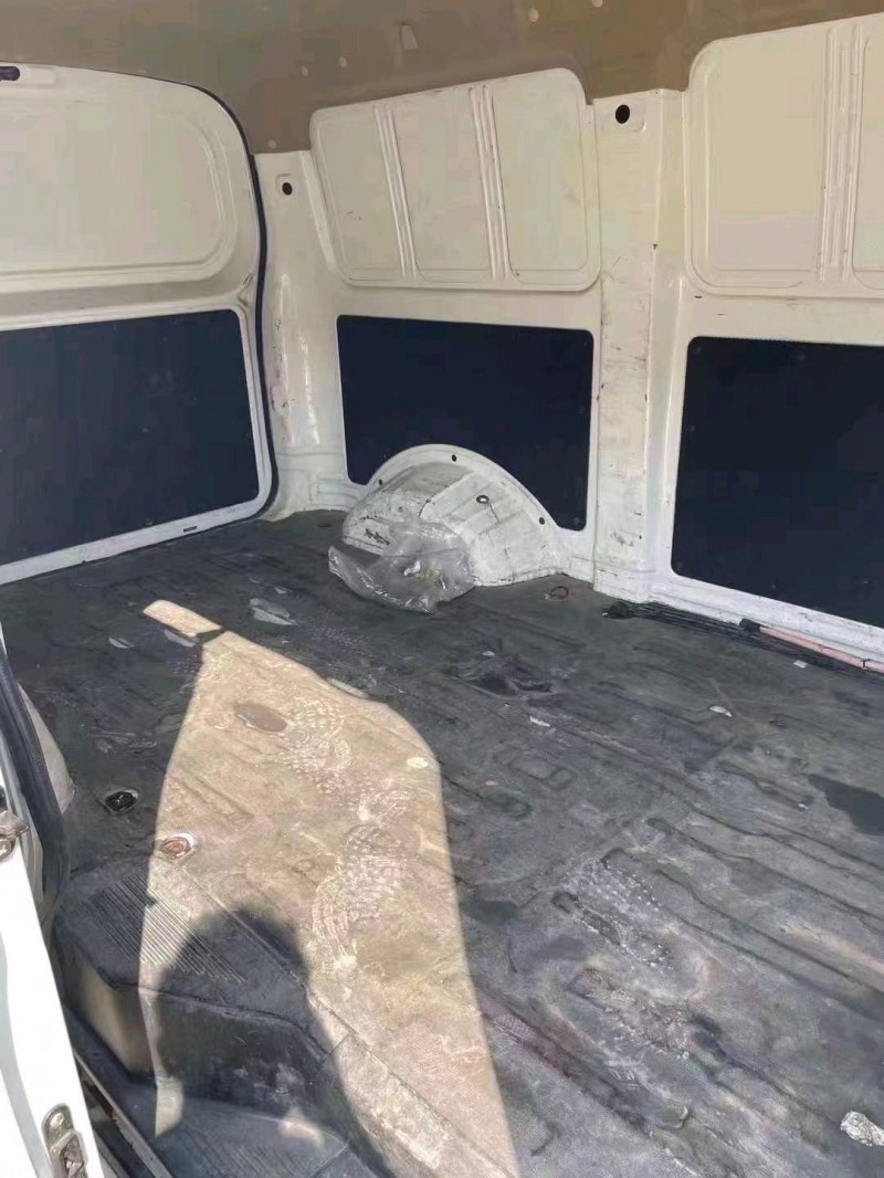 淄博21年长安汽车睿行6