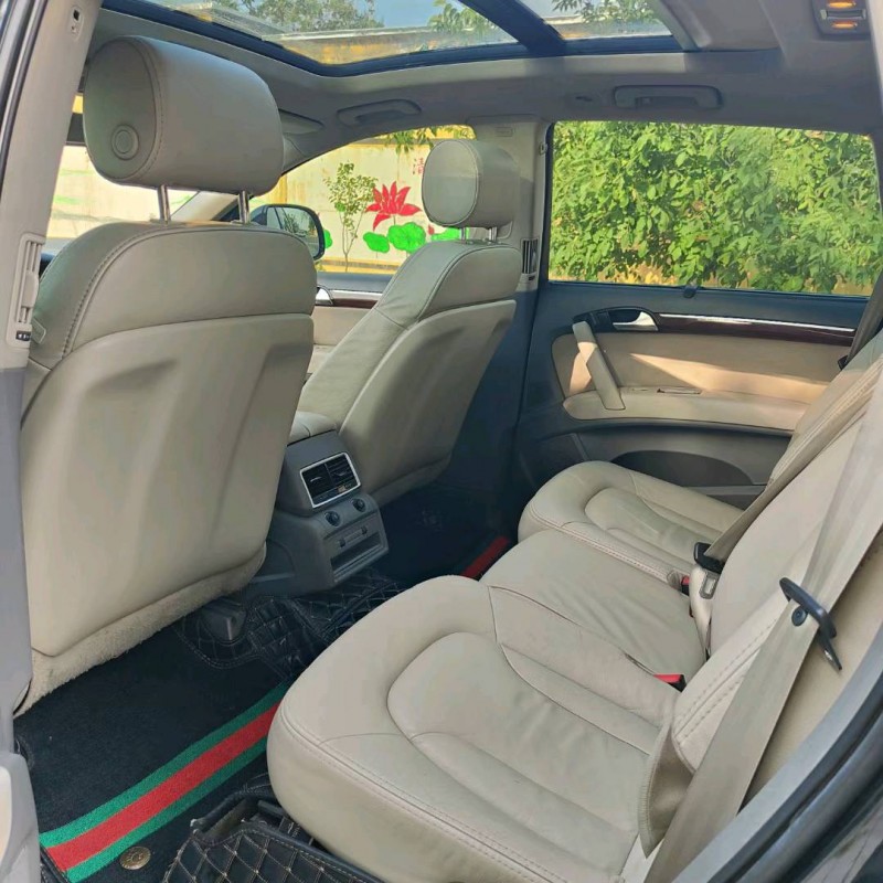 济南09年奥迪Q78