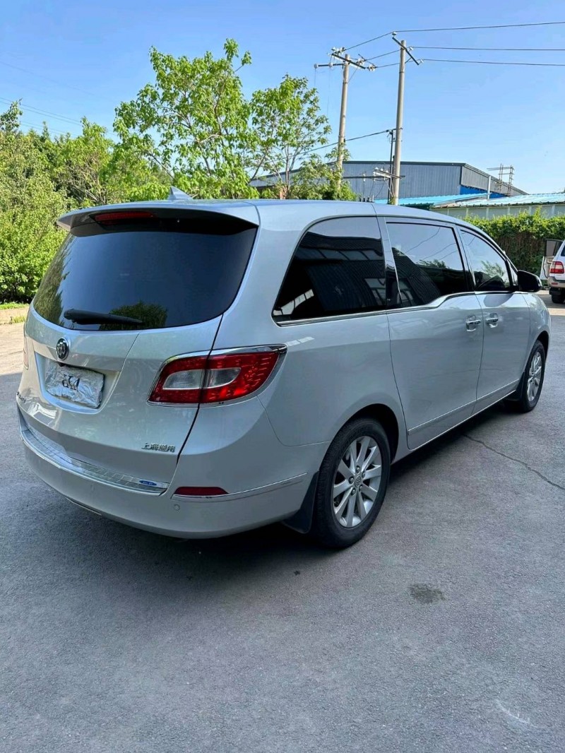 沈阳11年别克GL86