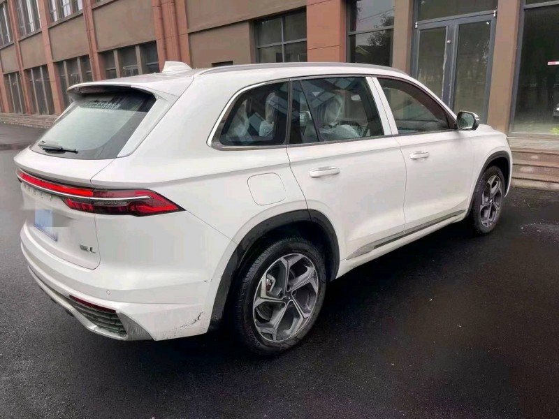 济南22年吉利星越9