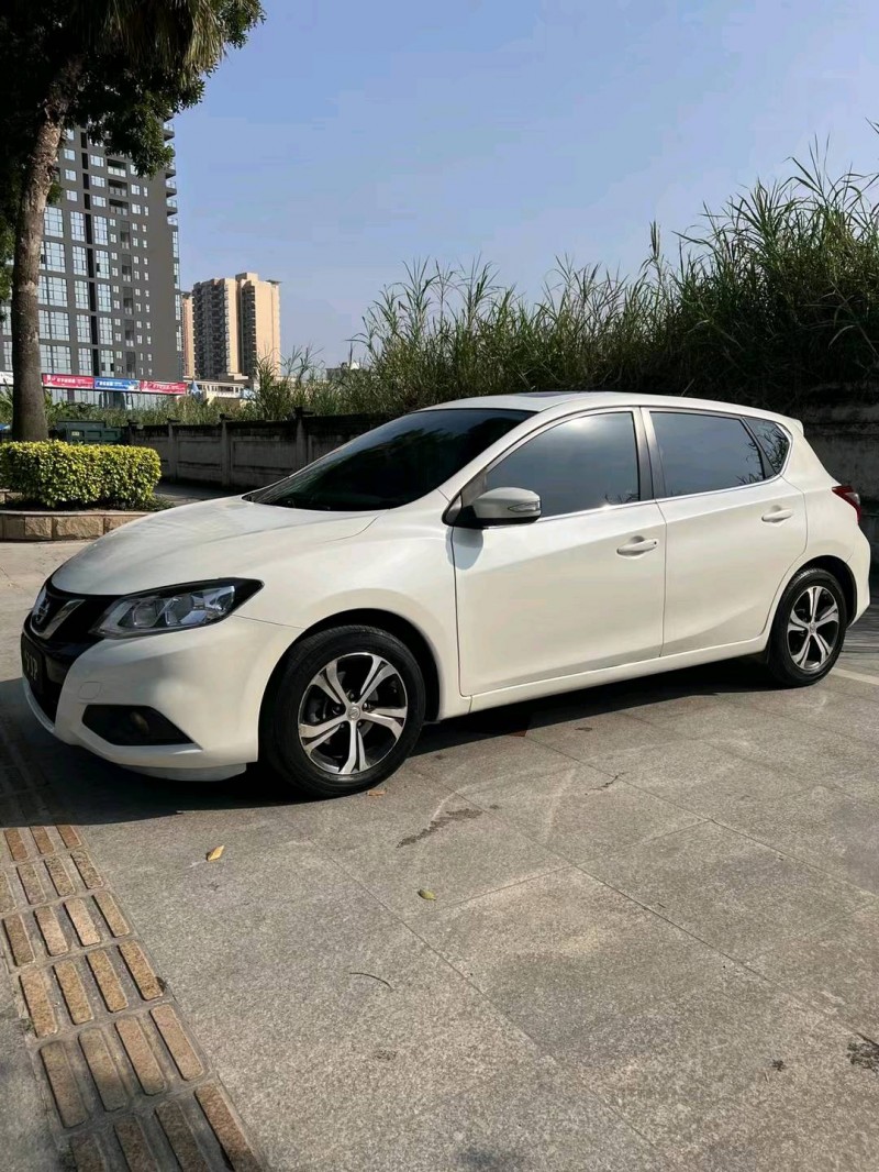 东莞17年日产骐达2