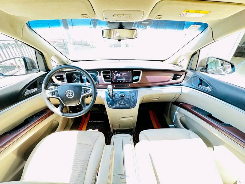 北京16年别克GL85