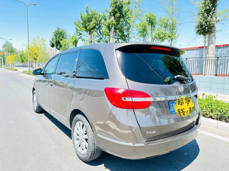 北京16年别克GL87