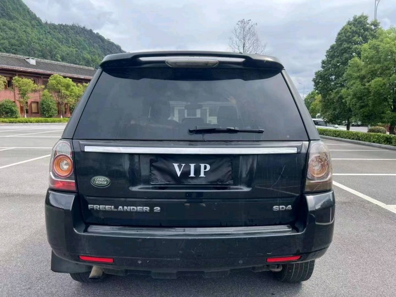 重庆13年路虎神行者5