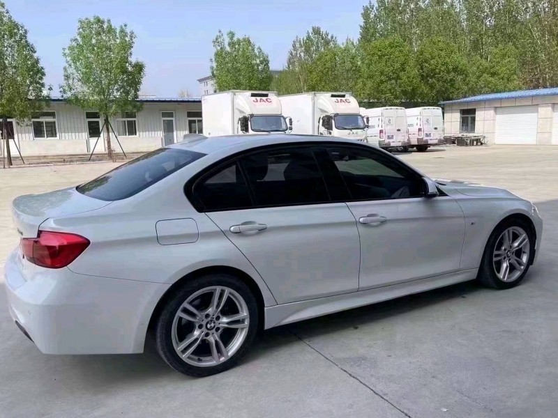 济南17年宝马3系7