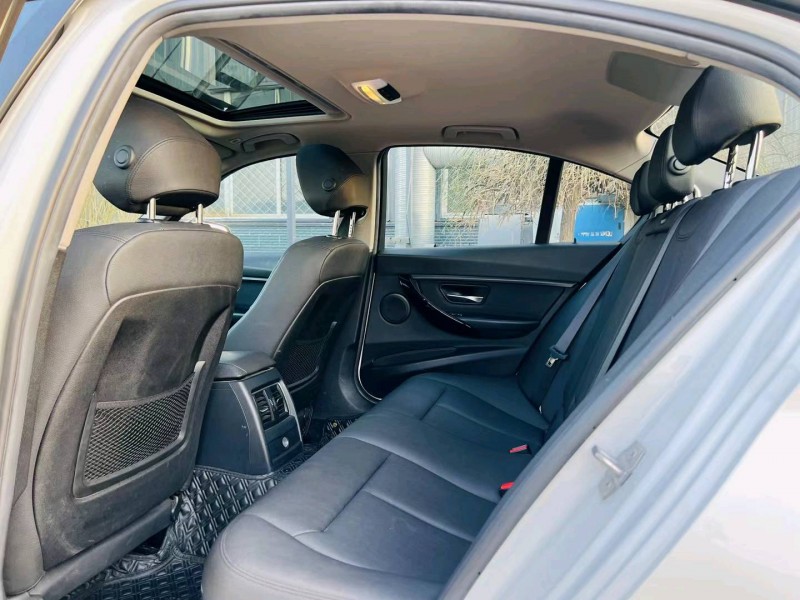 济南17年宝马3系7