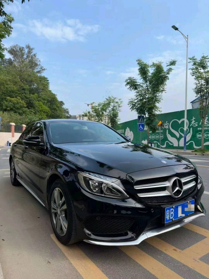 深圳17年奔驰C2