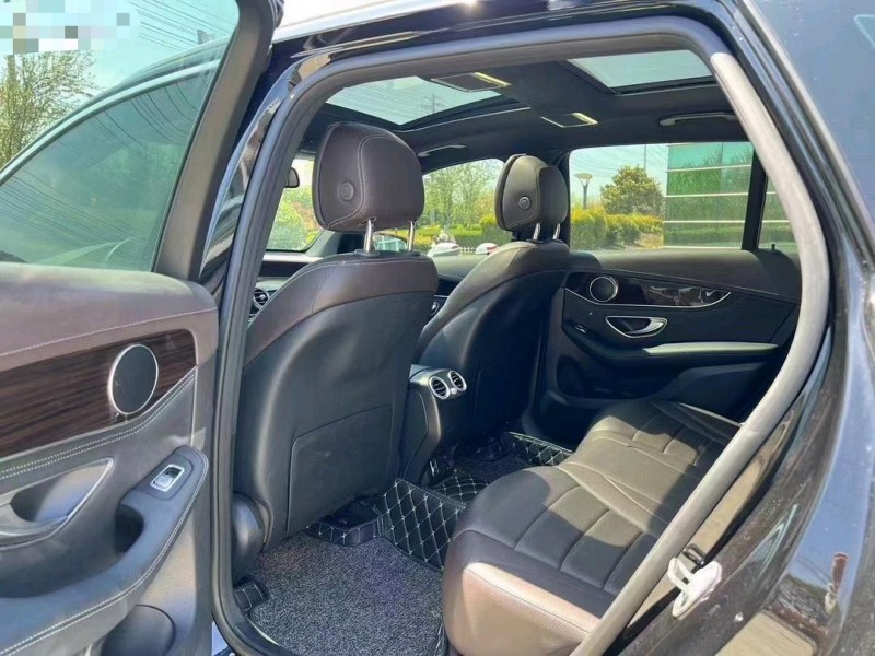 盐城19年奔驰GLC5