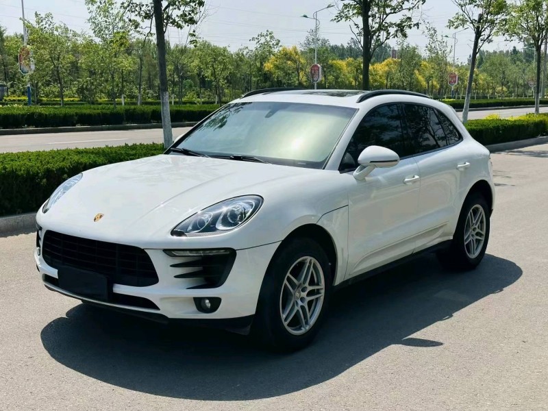 聊城16年保时捷Macan2