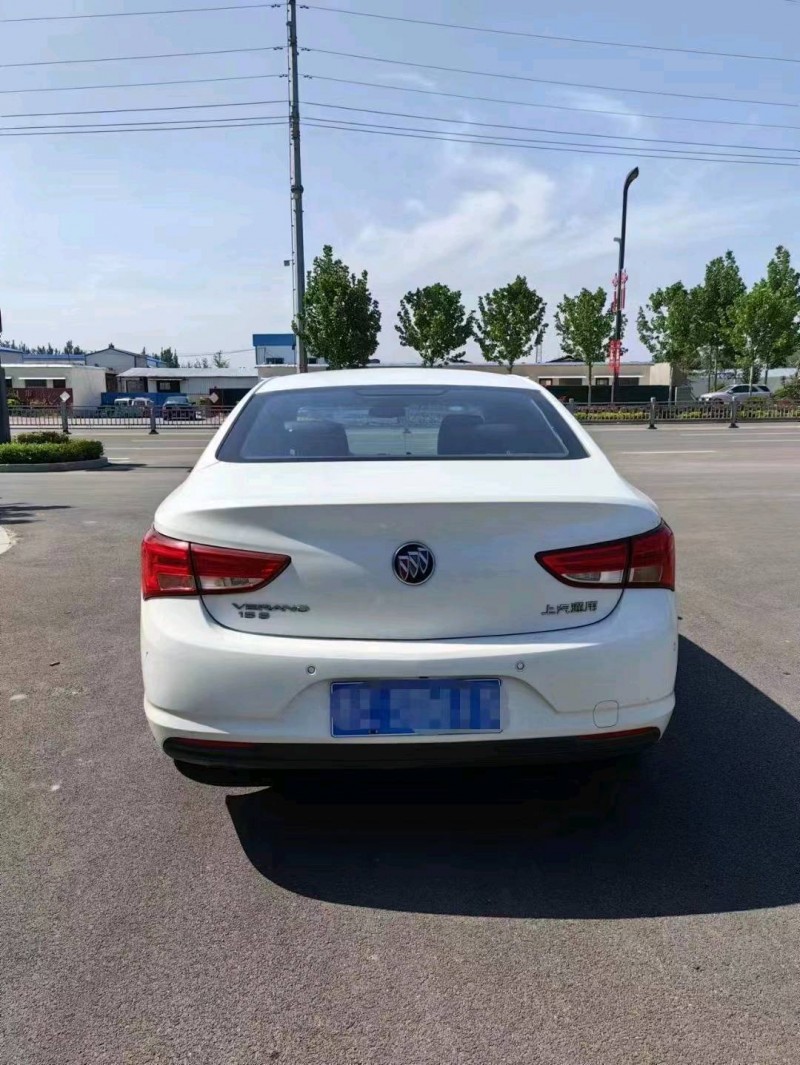 青岛23年别克君威2