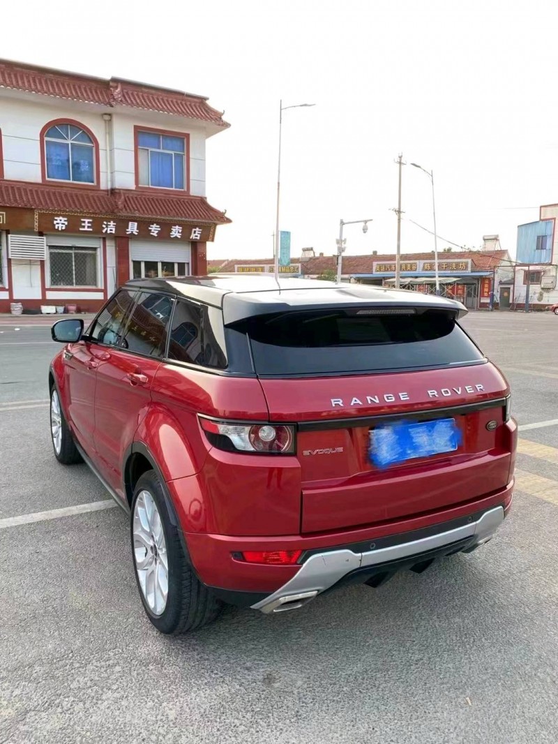 青岛13年路虎极光8