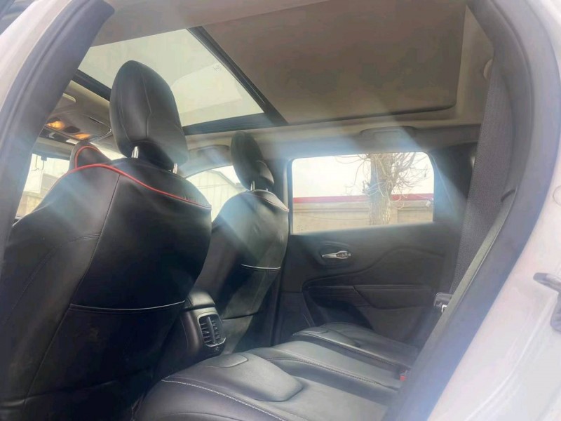 保定18年Jeep自由光6