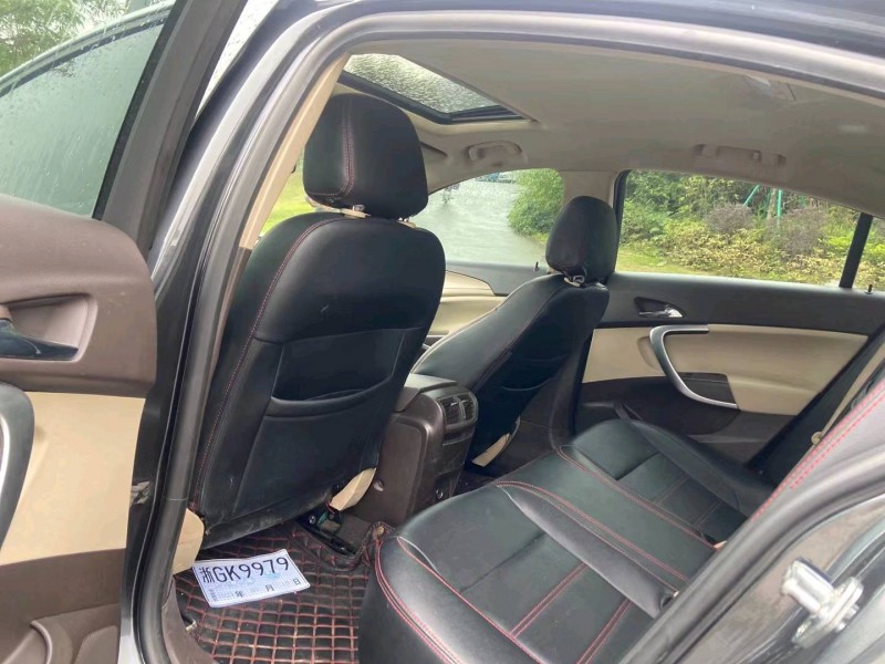 广州12年别克君威7