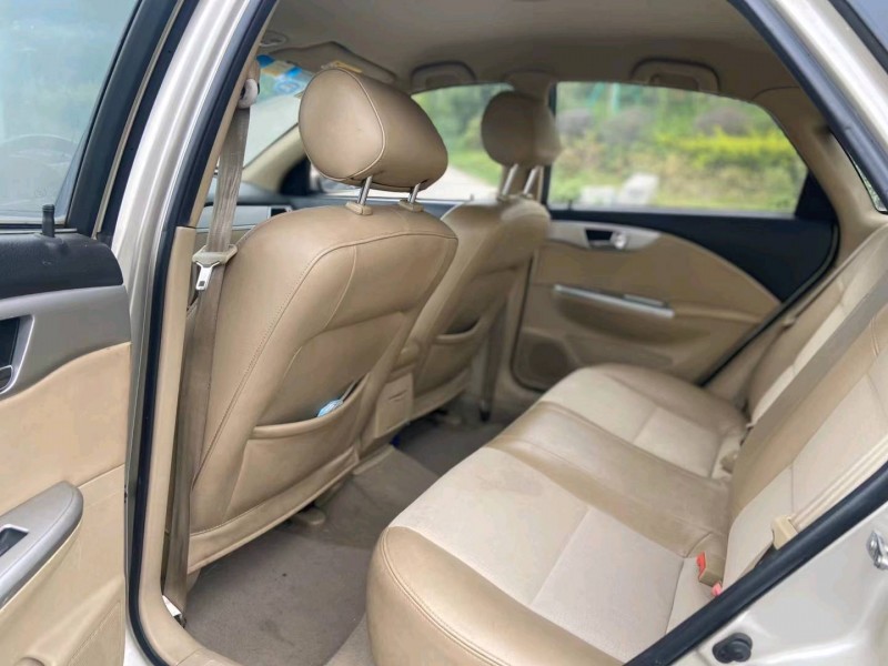 广州15年别克凯越9