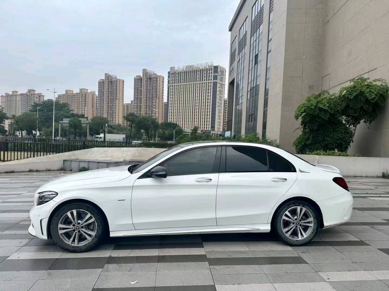 深圳21年奔驰C9