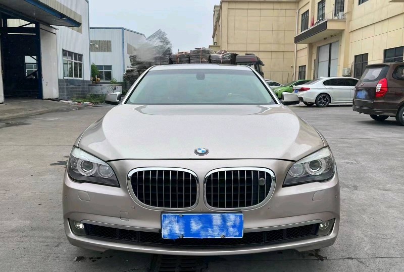 宜昌10年宝马7系1