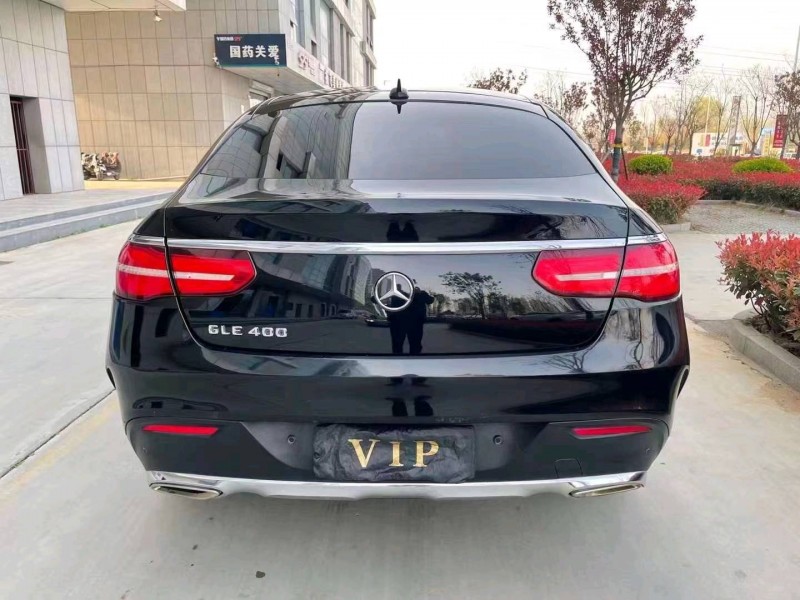 青岛16年奔驰GLE2