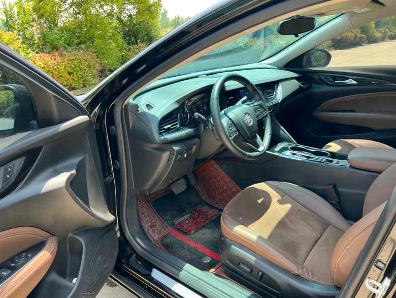 盐城21年别克君威6