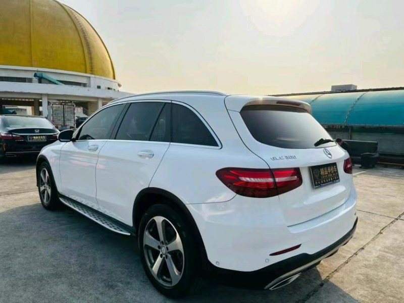 东莞17年奔驰GLC7