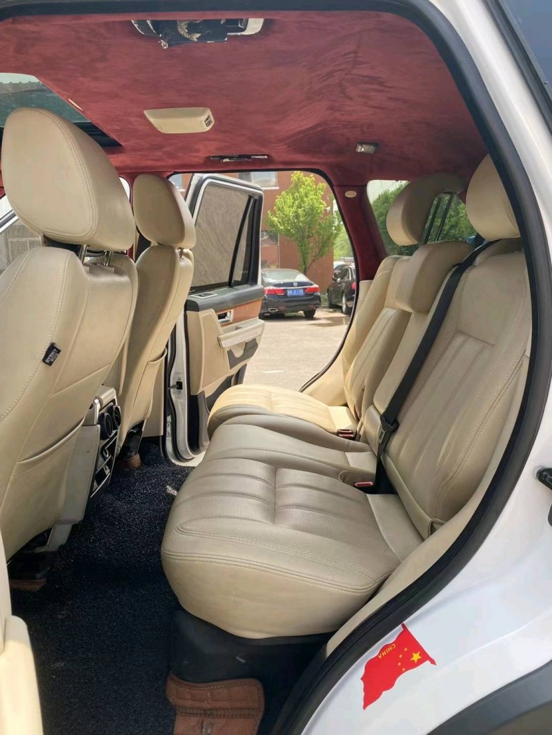 沈阳11年路虎揽胜运动6