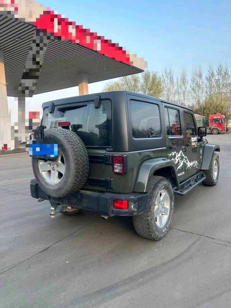 青岛16年Jeep牧马人3