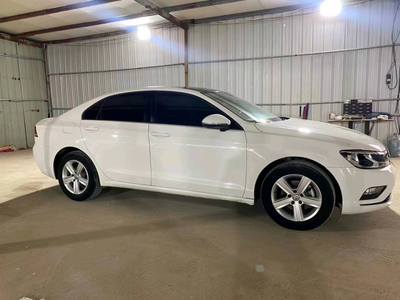 潍坊18年大众凌渡2