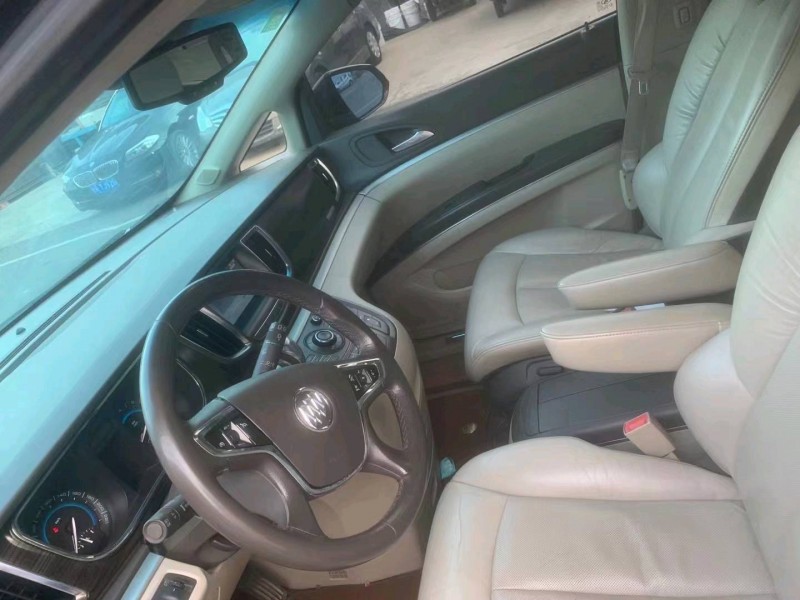 枣庄12年别克GL85