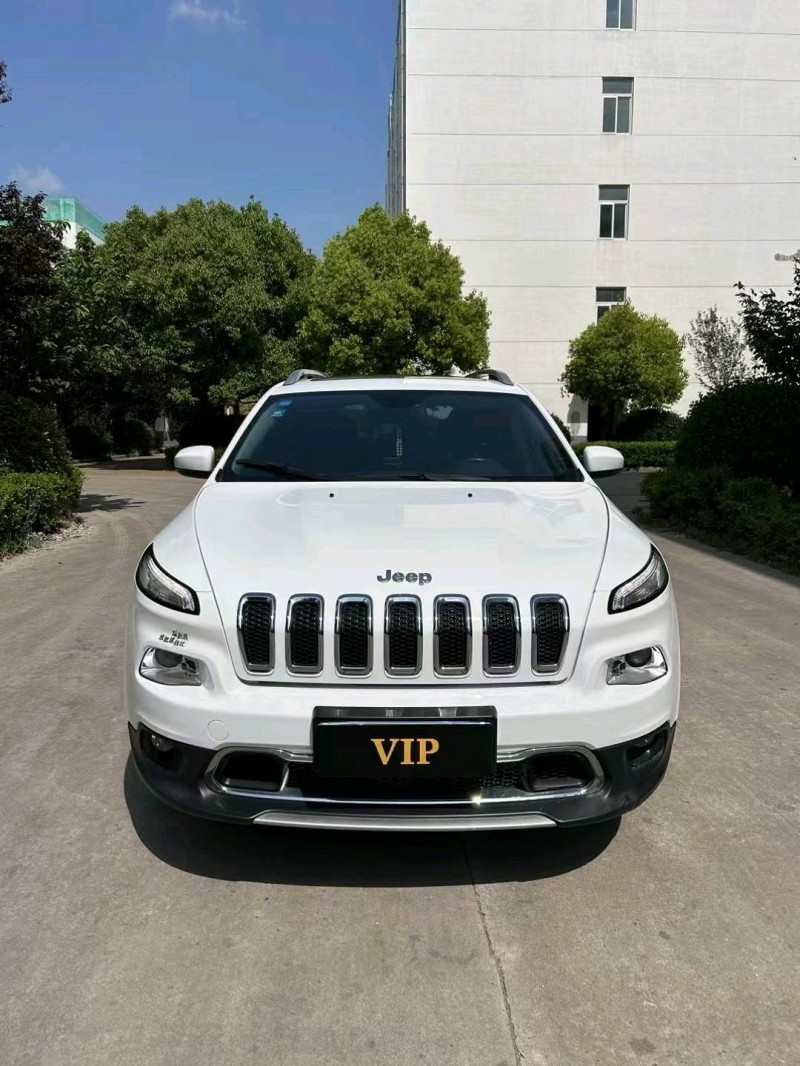 徐州18年Jeep自由光1