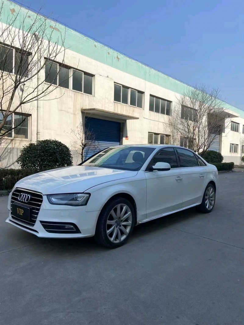 徐州17年奥迪A4L3
