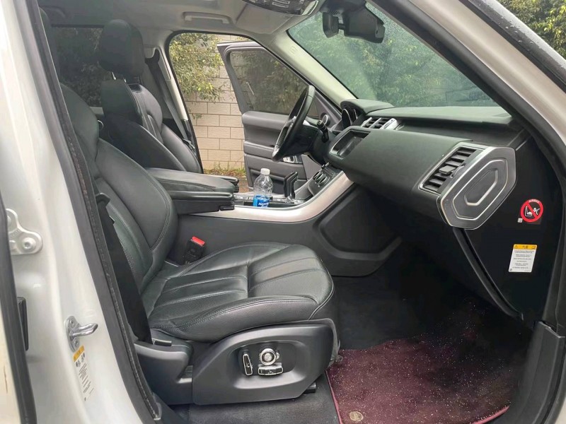 东莞18年路虎揽胜运动6