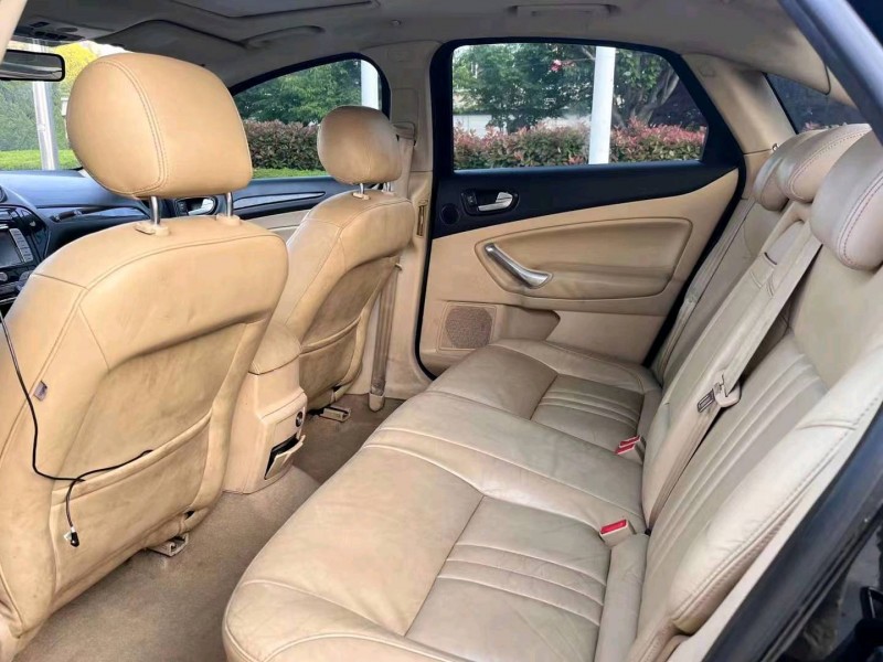 枣庄10年福特蒙迪欧-致胜5