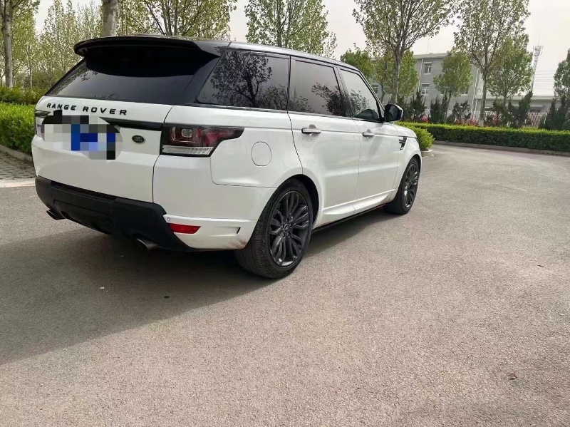 济南17年路虎揽胜运动4