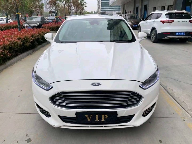 青岛15年福特蒙迪欧1