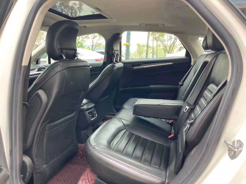 青岛15年福特蒙迪欧7