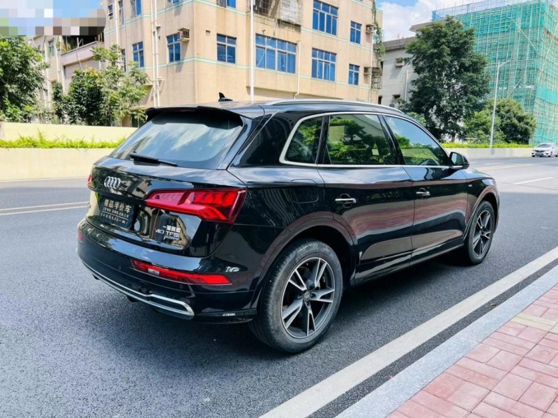 东莞19年奥迪Q57
