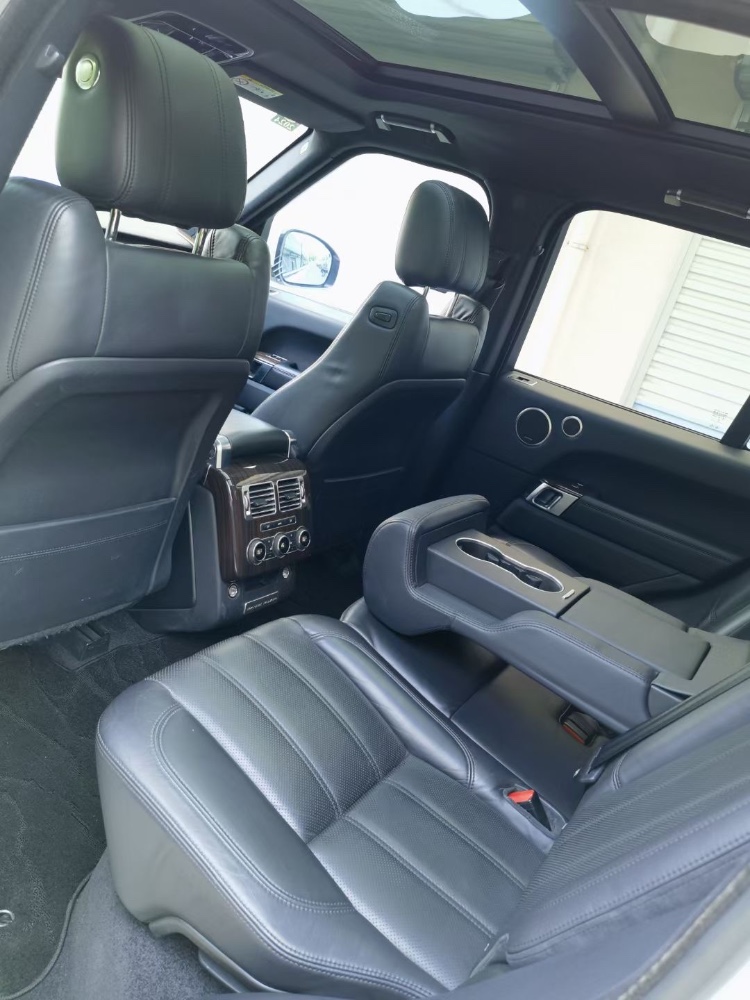 青岛14年路虎揽胜行政7