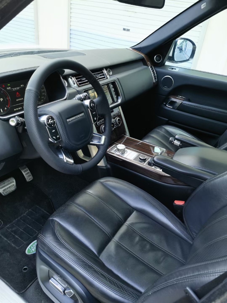 青岛14年路虎揽胜行政9