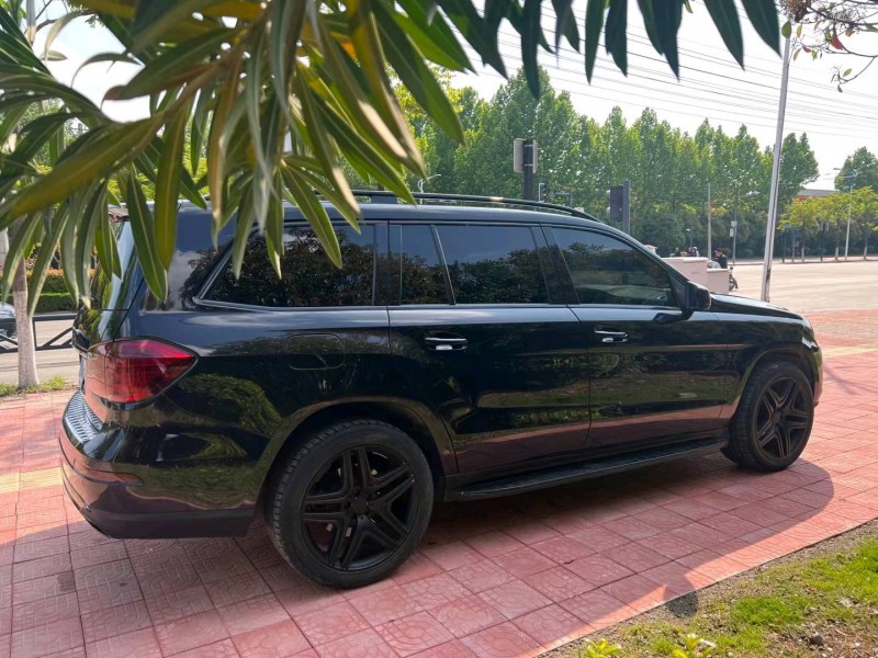 淮南15年奔驰GL8