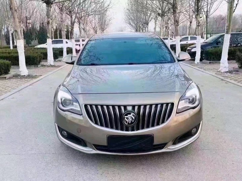 聊城15年别克君威1