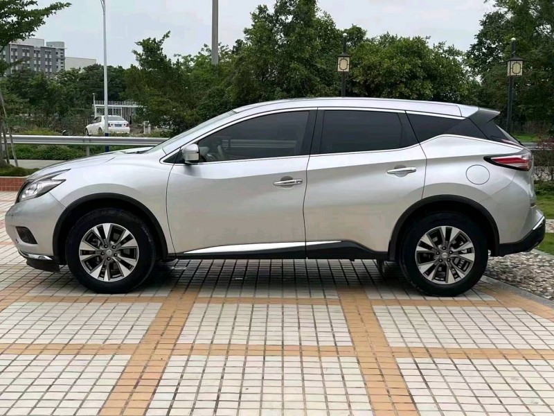 珠海16年日产楼兰6