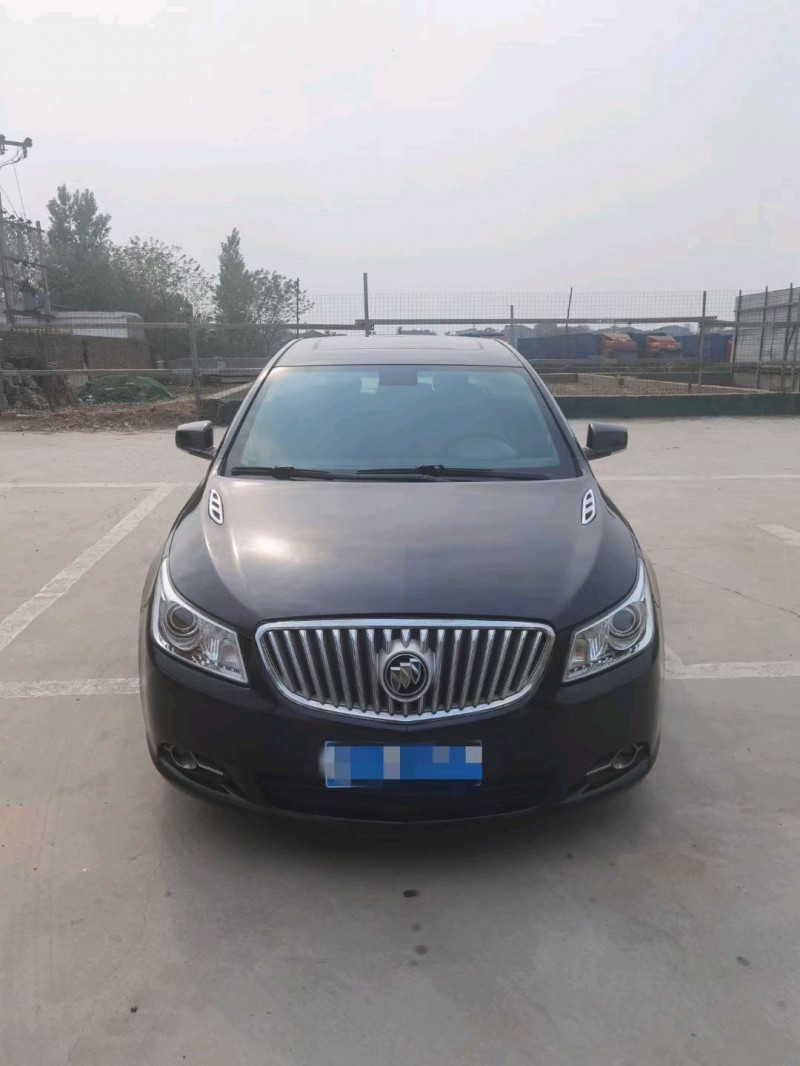 石家庄10年别克君越1