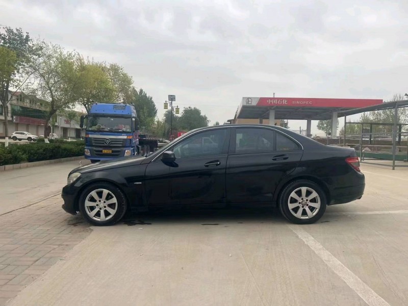 石家庄10年奔驰C6