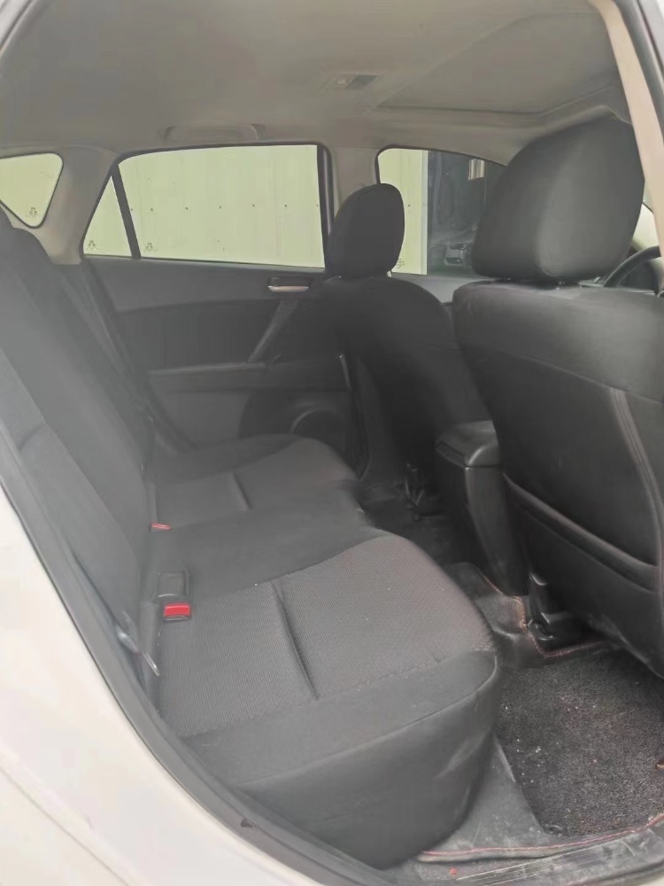 珠海13年马自达3星骋9