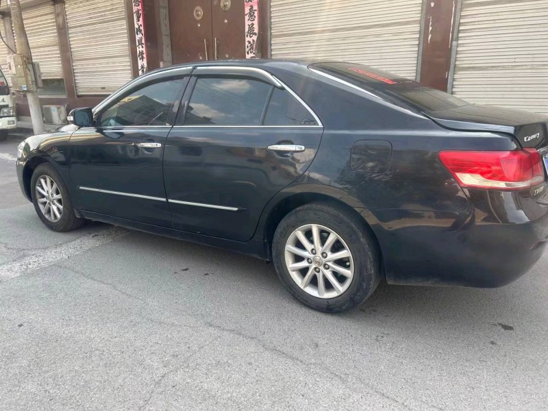 济南12年丰田凯美瑞4