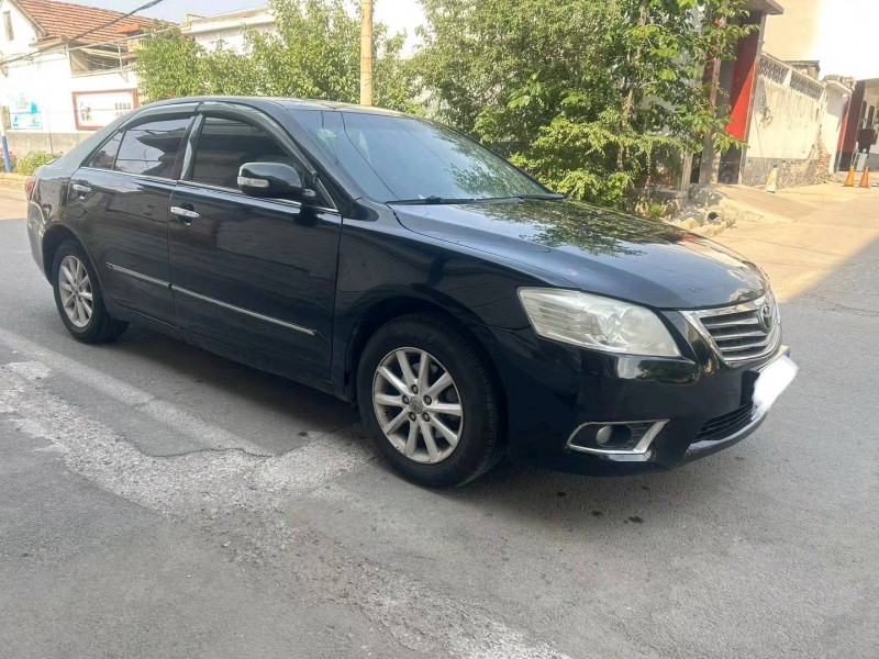 济南12年丰田凯美瑞3