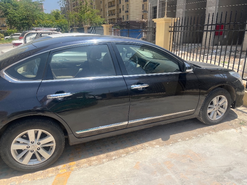 連云港13年日產天籟1