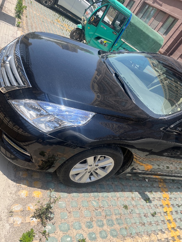 連云港13年日產天籟4