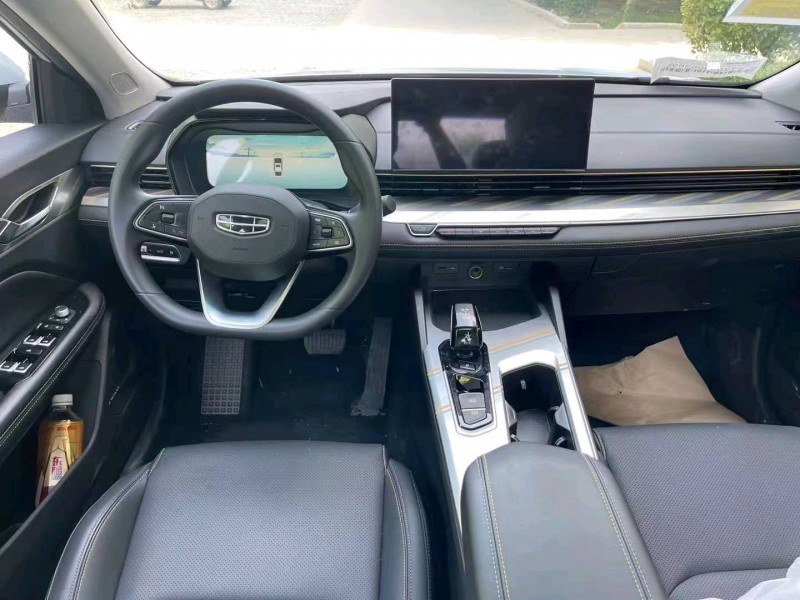 济宁23年吉利雷神3