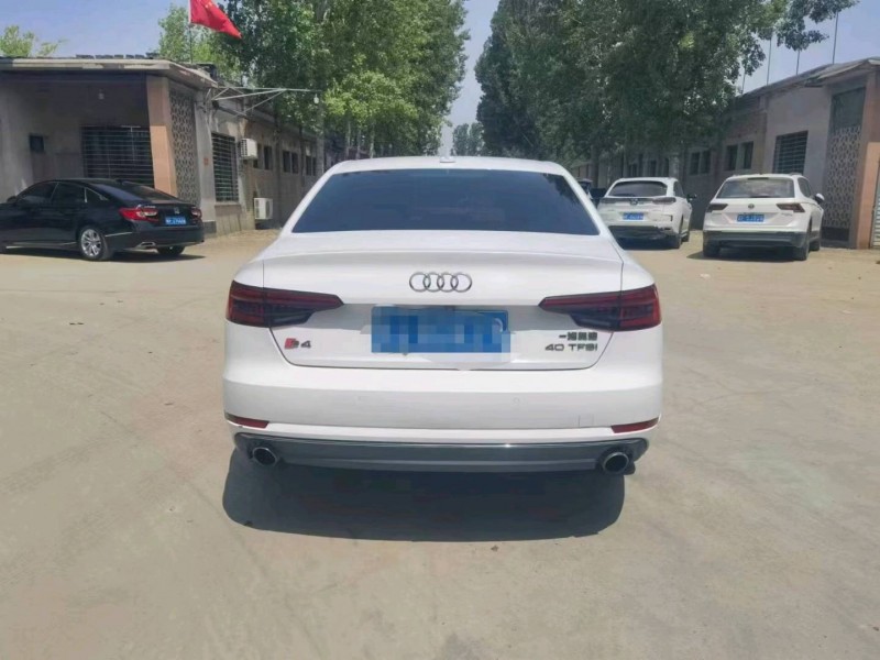 保定18年奥迪A4L8