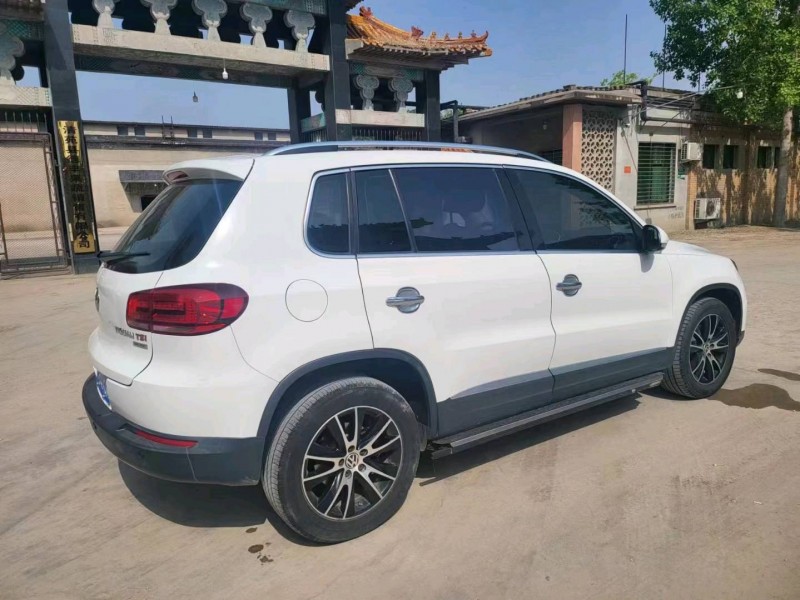 保定13年大众途观7